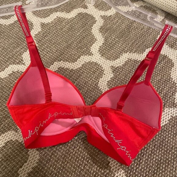 Victoria’s Secret wear everywhere wireless push-up size 34DD  - Picture 7 of 7